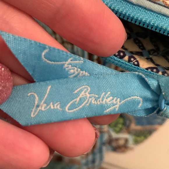 EUC Ver Bradley Shoulder Bag in Bali Blue - Picture 4 of 6